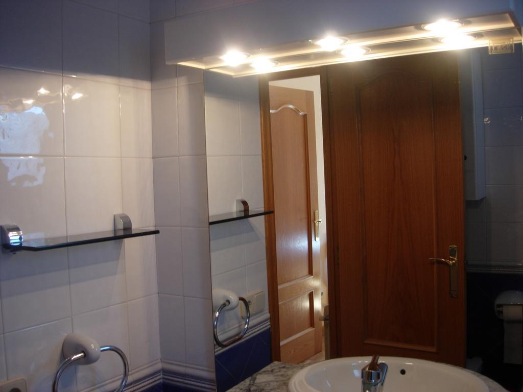 Apartaments El Ribal Valencia D'Aneu Rom bilde